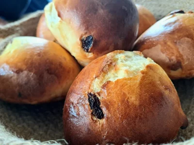 Rosinenbrötchen
